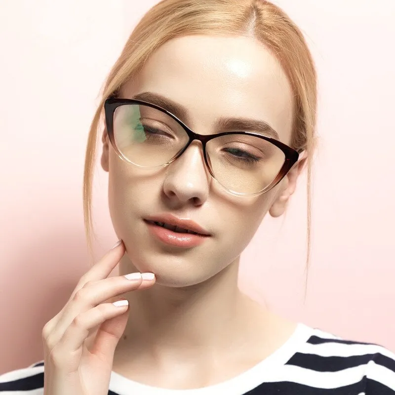 Chashma Ottica Women's Full Rim Triangle Cat Eye Tr 90 Titanium Eyeglasses 5865