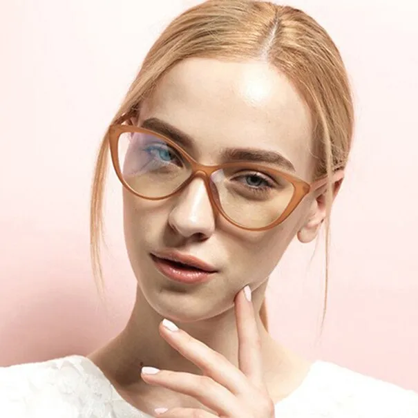 Chashma Ottica Women's Full Rim Triangle Cat Eye Tr 90 Titanium Eyeglasses 5865