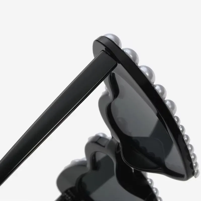 Lovely Inlaid Pearl Fashion Heart-Shaped Sunglasses